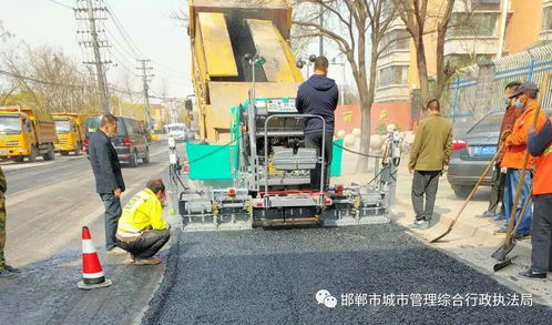 市政工程管理處引進(jìn)先進(jìn)機械設(shè)備助力市政養(yǎng)護(hù)事業(yè)創(chuàng)新發(fā)展